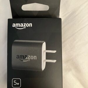 NWT Amazon Black Wall Charger with 5W Power Output